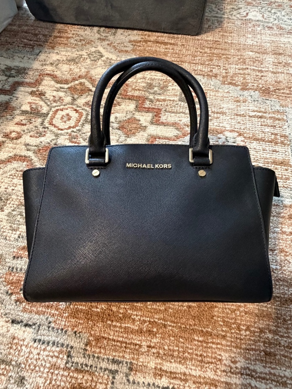 Michael Kors NWT Selma Medium Top-Zip Satchel